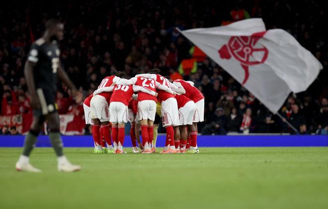 倫敦德比從未如此關(guān)鍵！槍手客戰(zhàn)藍(lán)軍，英超冠軍懸念全系于此戰(zhàn)