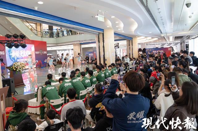 南京同曦男籃舉行新賽季出征儀式，青春風(fēng)暴再啟征程