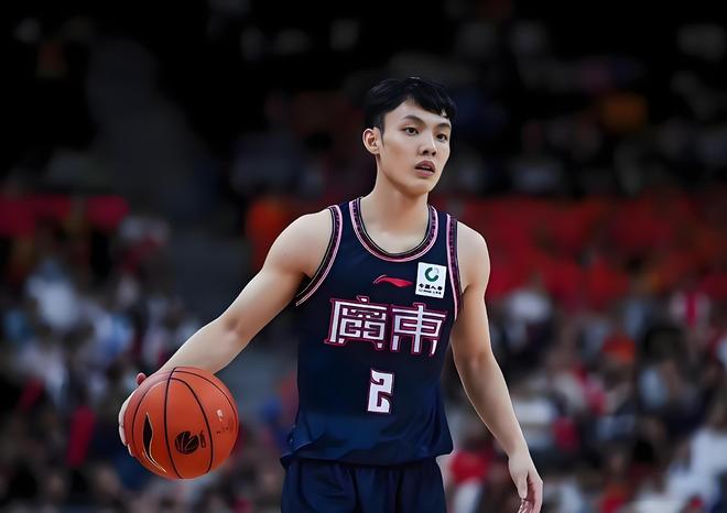 恭喜杜鋒！徐杰表態(tài)，國青小將七連勝歸隊，楊鳴潘江迎嚴峻考驗