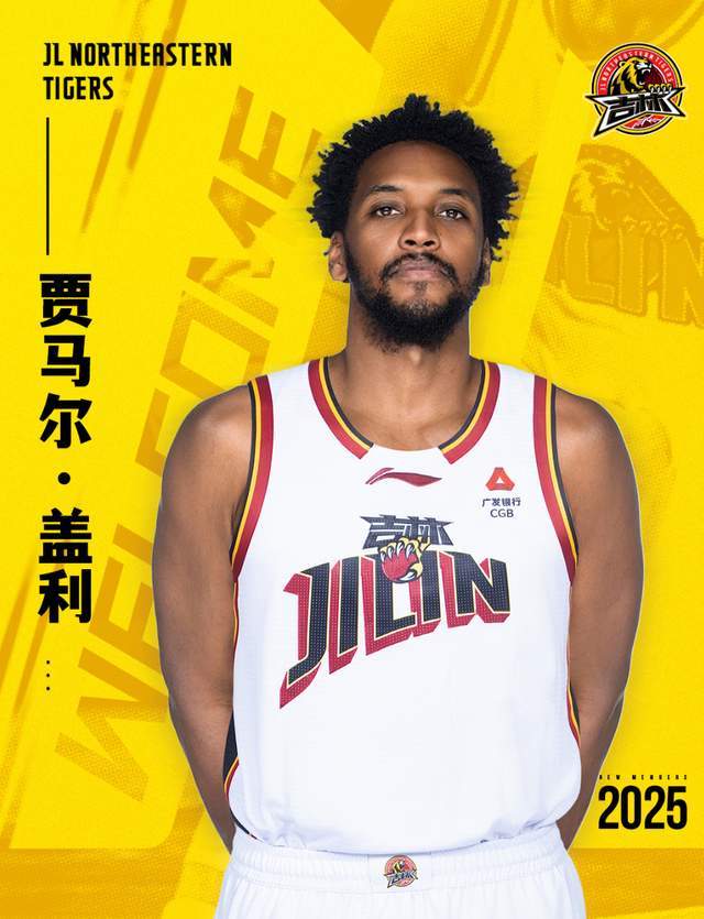 場均17+4+4強人回來了！邱彪棄將找到新東家，卻被批毫無職業(yè)操守