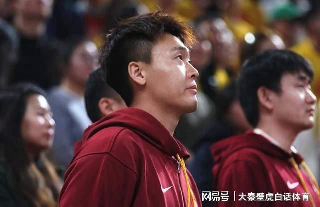 29-51，大崩盤！中國男籃落后23分，郭士強變陣失敗 一操作看不懂