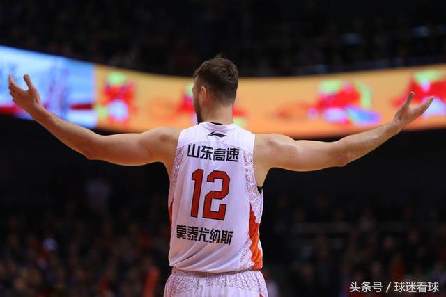 10次被侵犯砍下26+13 為山東打下贏球基礎(chǔ)的是他