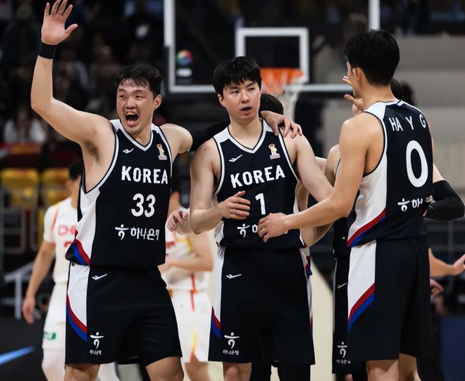 李贤重已回国训练！韩媒展望双杀中国男篮：挑战12年魔咒警惕2人