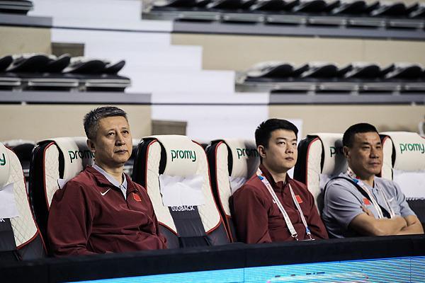 郭士強坦言：連負(fù)韓國，中國男籃進(jìn)軍世界杯決賽圈之路添阻