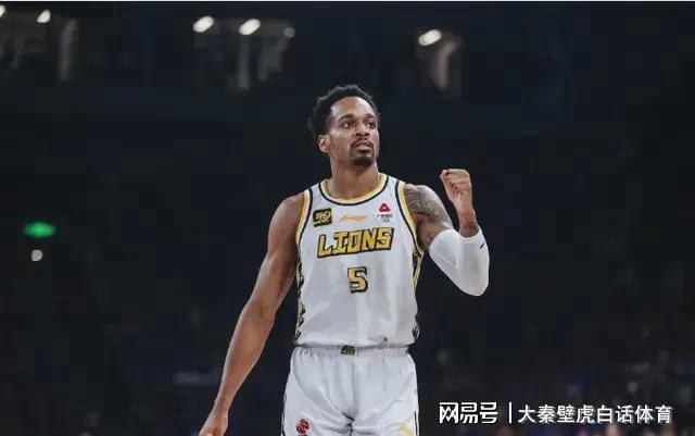 總冠軍風(fēng)采！2核心缺陣，廣廈險(xiǎn)勝青島；大爆冷！遼寧不敵江蘇