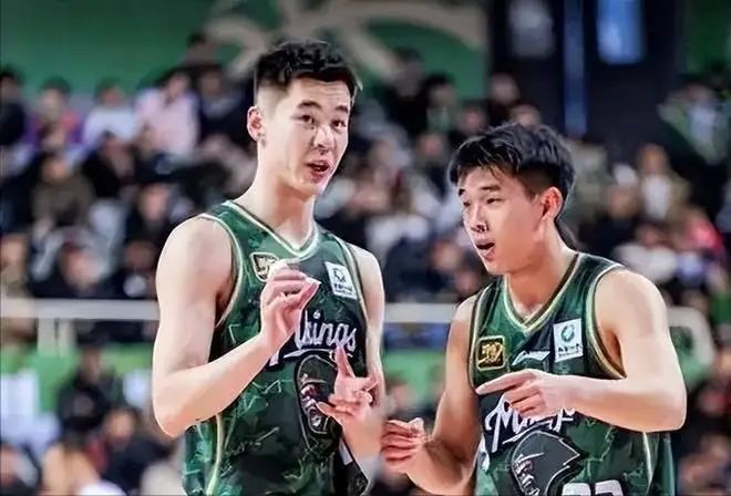 林葳離隊(duì)他成大腿！國(guó)產(chǎn)東契奇27分鐘轟26分，進(jìn)不了國(guó)家隊(duì)太遺憾