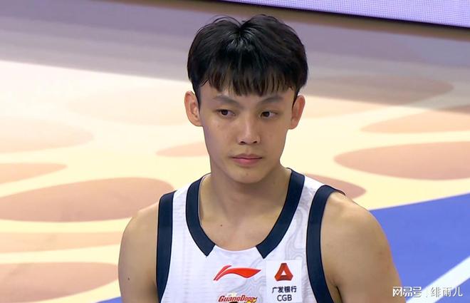 薩林杰成水貨？廣東三小外援太強(qiáng)勢，杜鋒缺一個“黑又硬”中鋒！