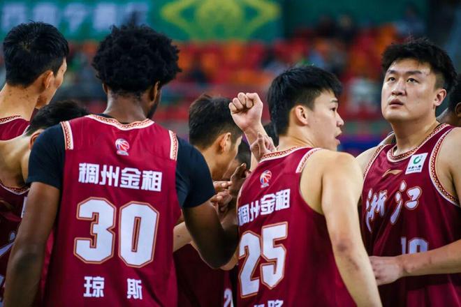 【CBA俱樂部杯】小組賽｜兩連勝，浙江稠州金租110-89勝深圳馬可波羅！