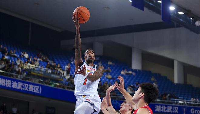 廣東男籃揭幕戰(zhàn)！主場迎戰(zhàn)南京，杜鋒拒絕爆冷