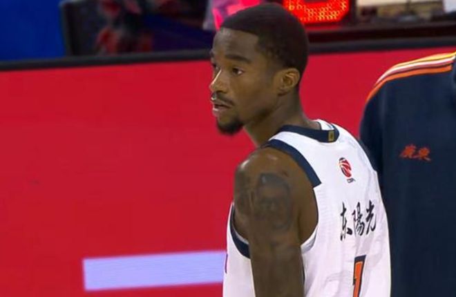 薩姆納大贊廣東隊(duì)1人：他總是做正確的事，真的太棒了