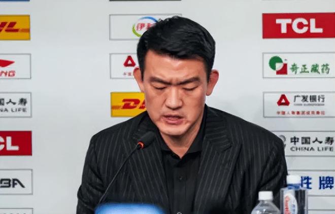 胜山西发布会！王博不满防守松懈，评价外援未给高分，布朗谈总结