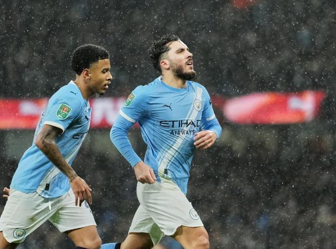 足坛悲喜夜！曼城晋级4强，姆巴佩造3球皇马3:2，大巴黎荣膺6冠王