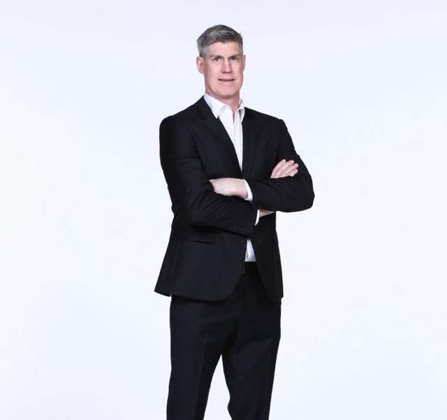 才打5輪就換帥？CBA第二位下課主帥誕生了，繼任者出爐，老當益壯