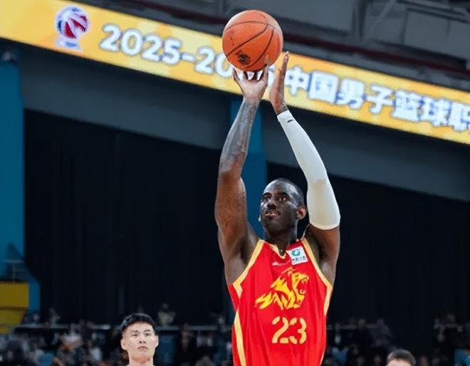 廣廈首節險勝遼寧！布朗桑普森齊爆，付豪布朗死頂，進攻戰術糟！