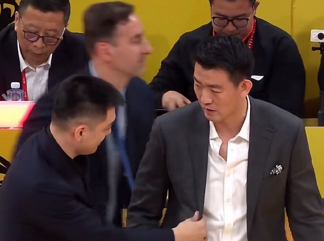 遼寧64-96廣廈遭4壞消息！無法破包夾，2小將迷失，內(nèi)線被虐！