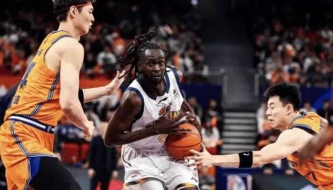 CBA最大混子球隊(duì)出現(xiàn)！開(kāi)賽0勝7負(fù)，場(chǎng)均輸25分，球迷：滾出CBA