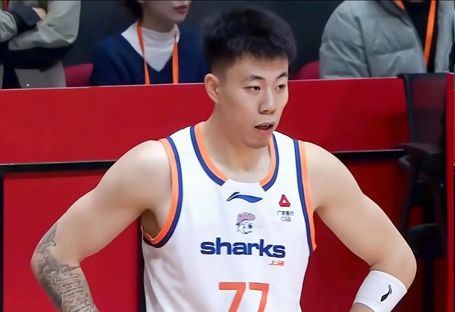 驚呆了！現役國手26分鐘得1分都難，球迷：打人機隊能1分不得？