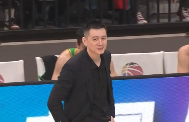 楊鳴接受記者采訪，透露趙繼偉最新傷病情況！