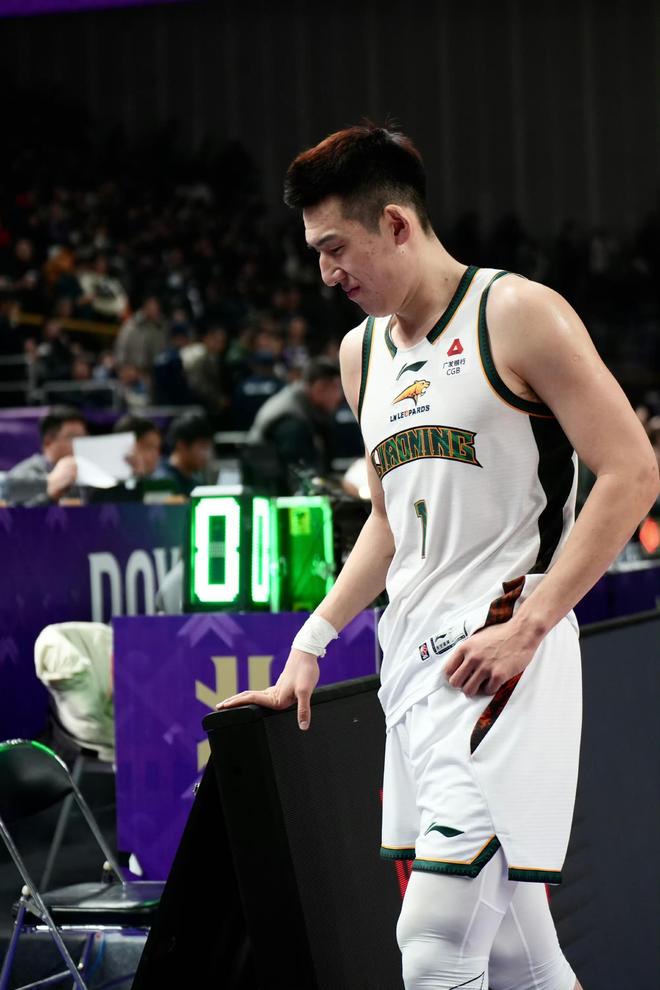 最后一攻低級(jí)失誤！楊鳴直言挖掘內(nèi)部潛力，遼媒：陣痛期必須經(jīng)歷