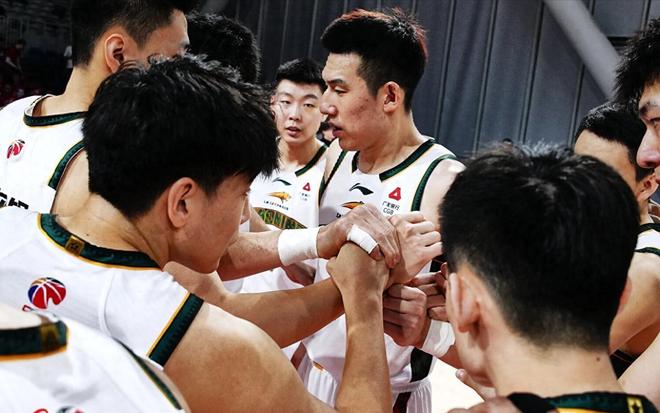 三連敗！遼籃3分不敵深圳，付豪白拿20+5，楊鳴要破12年紀錄