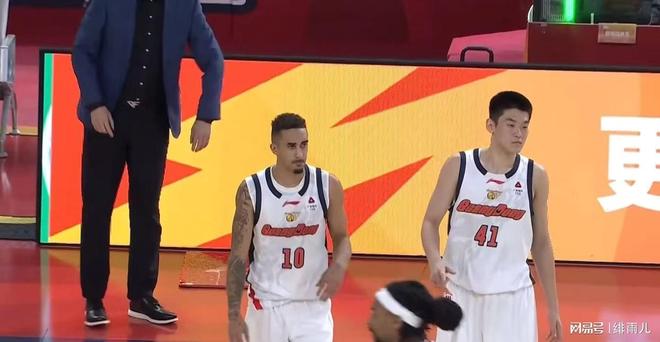 大魚來了！廣東隊有望截胡1米96本土鋒線，杜鋒親自點名要人！