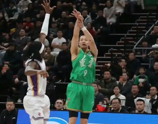 連續3場0分！張鎮麟備胎成拖油瓶，球迷：一大堆問題指望他解決？