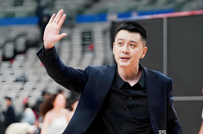 0分！0分！又是0分！CBA頂級射手，變成了“廢柴” 楊鳴很無奈