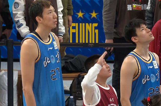 24分狂勝！CBA第一豪門殺瘋了，開局8連勝登頂，廣廈終結(jié)北京全勝