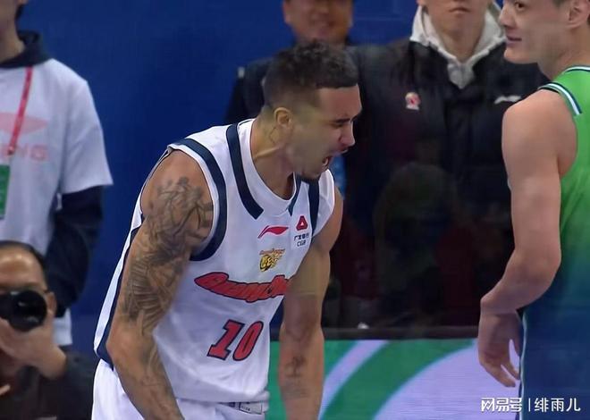 虛驚一場！奎因傷退無大礙，廣東三外援硬剛北京，至少贏20分以上