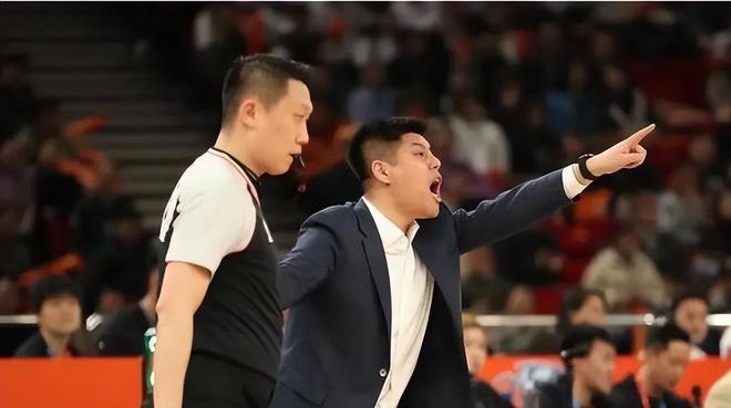 山西男籃為何與上賽季判若兩隊？原來，幕后高人離開了