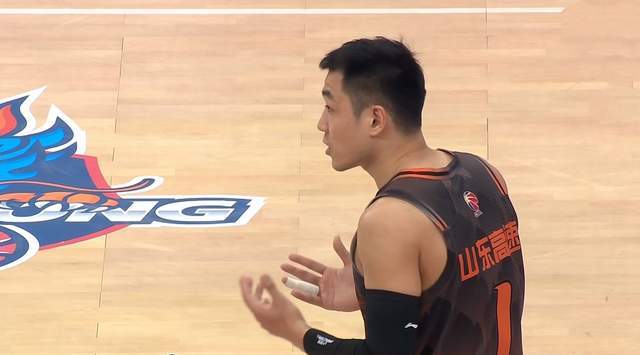 拒絕逆轉(zhuǎn)，山東男籃終結(jié)三連敗，邱彪果斷棄用高詩巖，陶漢林9+13