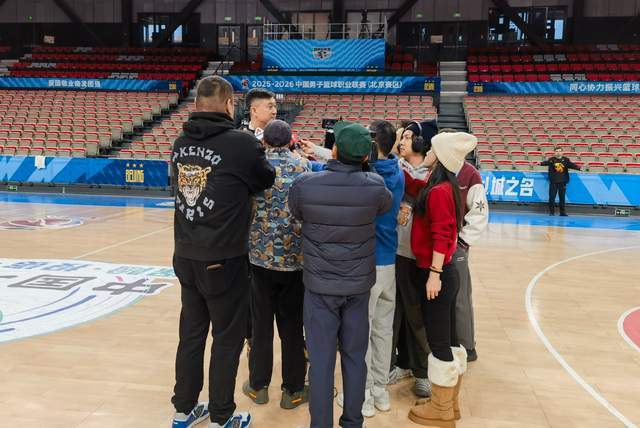 京粵大戰在即，廣東傳來壞消息，3大支柱缺一門，杜鋒拿誰來填補