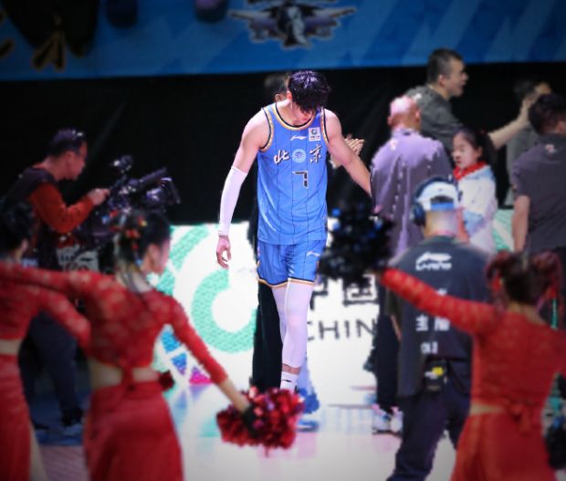 終結廣東8連勝！曾凡博首秀18+4三分如KD附體 北京攻防層級再提升