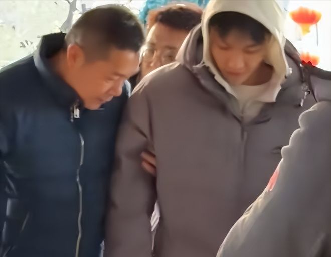 杜鋒更新傷情動態！徐杰軟組織挫傷未跟隊訓練，奎因將缺席一周多