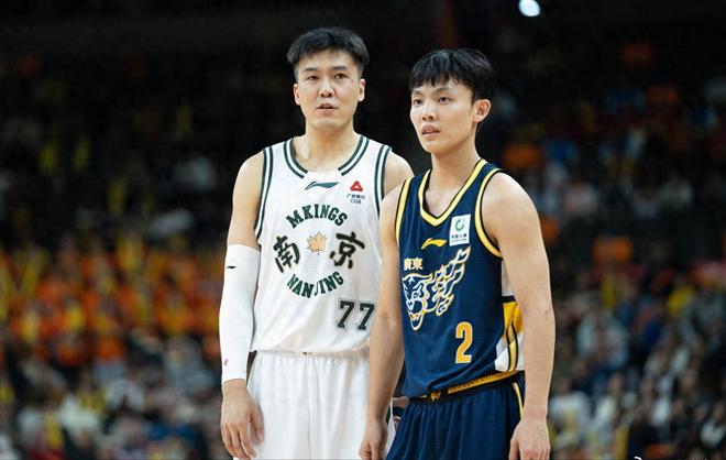 張鎮(zhèn)麟單防MVP，王哲林PK胡金秋，胡明軒阻擊吳前，CBA再戰(zhàn)三場(chǎng)