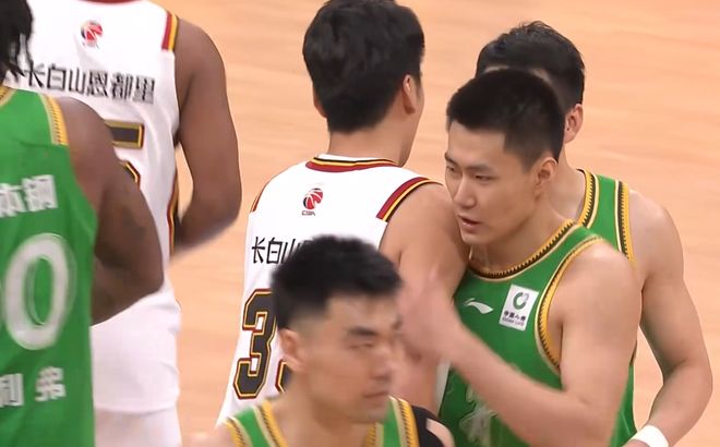 CBA狂歡夜！高詩巖25分7板11助4斷 2大勁旅終結4連敗 積分榜亂了