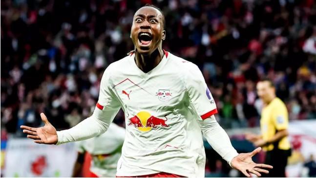 TA：熱刺&曼聯等隊關注揚-迪奧曼德，但他冬窗轉會可能性很小