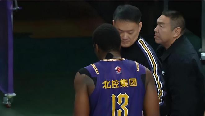 最后一節防守形同虛設，讓對手得到40分，北控球迷：看著心里難受