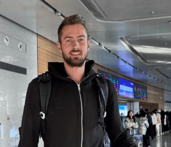 基茲林克打服北控如今加盟！鋒衛搖擺人攻守兼備，能否救張慶鵬？