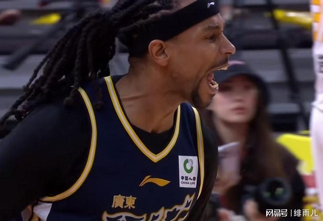 太適合廣東隊！NBA級內線大殺器被裁，這可是杜鋒的第5外援首選？