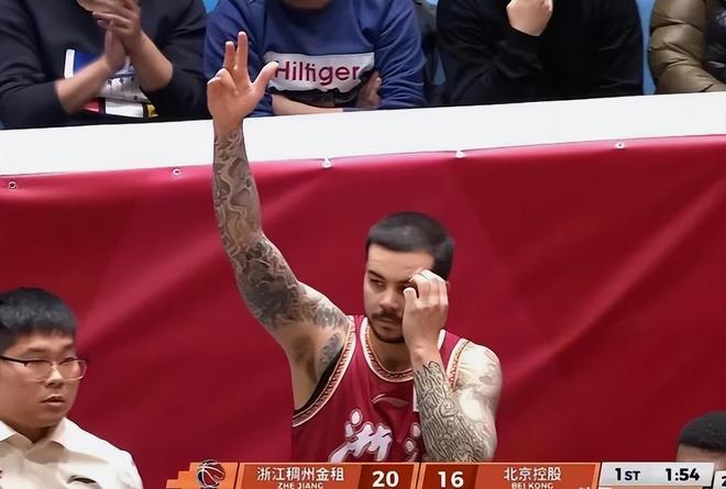 換丁偉后，新教練8戰6勝，已把球隊帶到強隊行列，北控不妨學學