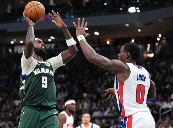 20记三分居然惨败！东部大黑马豪取12连胜，康宁汉姆轰29+10