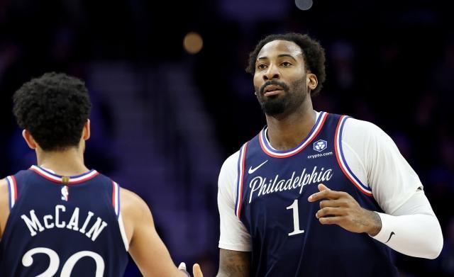 硬漢！4天前坐輪椅離場，莊神當(dāng)恩比德替身轟12+10