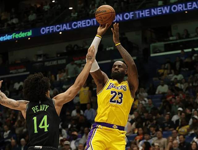 湖人進入最佳形態！東詹擋拆成殺器，艾頓態度回暖，還有2將輔助