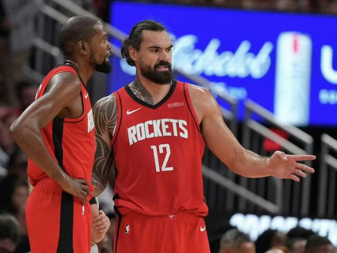 3人轟20+，狂贏30籃板，火箭26分大勝國王，威少12+9沮喪離場