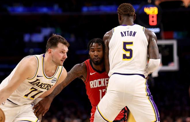 誰是湖人輸球罪人？詹皇正負值-33，東契奇挨批：糟糕防守始于他