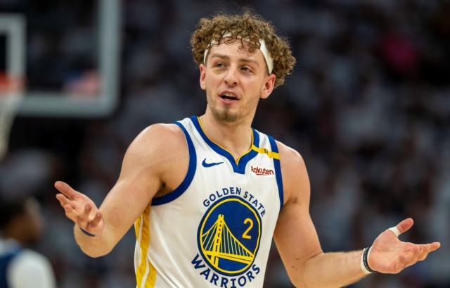 库里缺席勇士一盘散沙 交易市场能否成救命稻草？