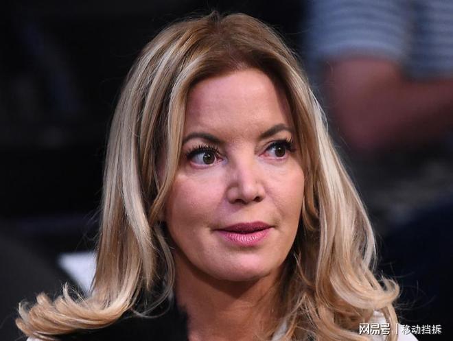 美記：里夫斯是珍妮巴斯力保的球員，湖人管理層不太可能交易他