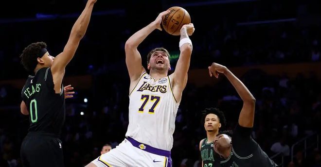 不敵太陽(yáng)，湖人真正的挑戰(zhàn)開始了，湖人前面7連勝戰(zhàn)勝的全是弱旅