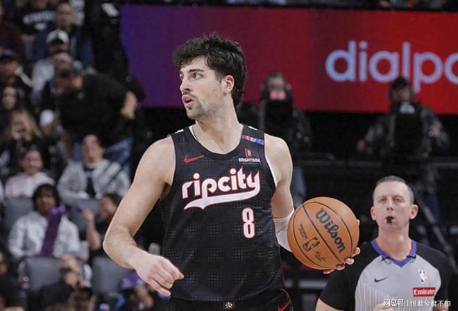 NBA杯-楊瀚森末節出戰，阿夫迪亞空砍37分，開拓者不敵馬刺